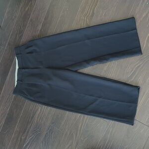 Aritzia Black Effortless Pants Short Length